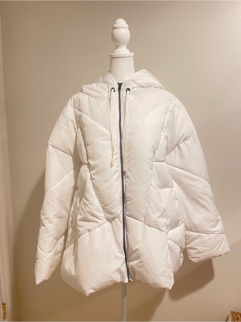 Free People Women's White Hooded Puffer Jacket